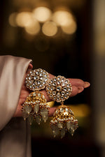 Load image into Gallery viewer, komal Jhumka Earrings
